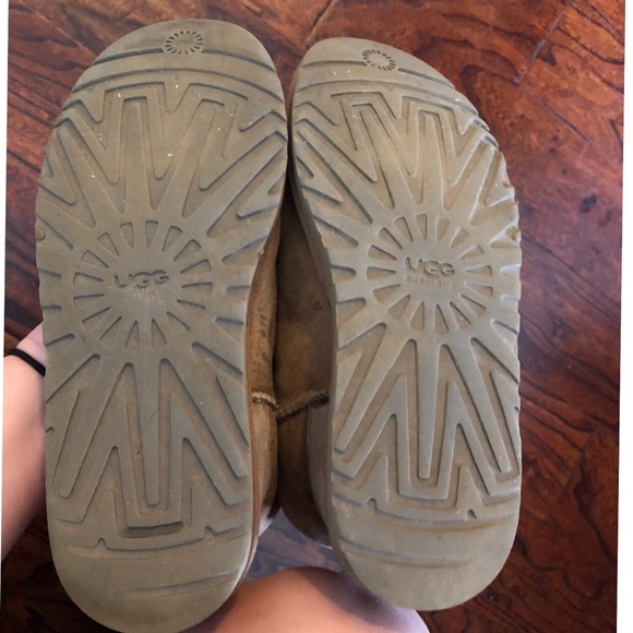 UGG Boots - Picture 3 of 5